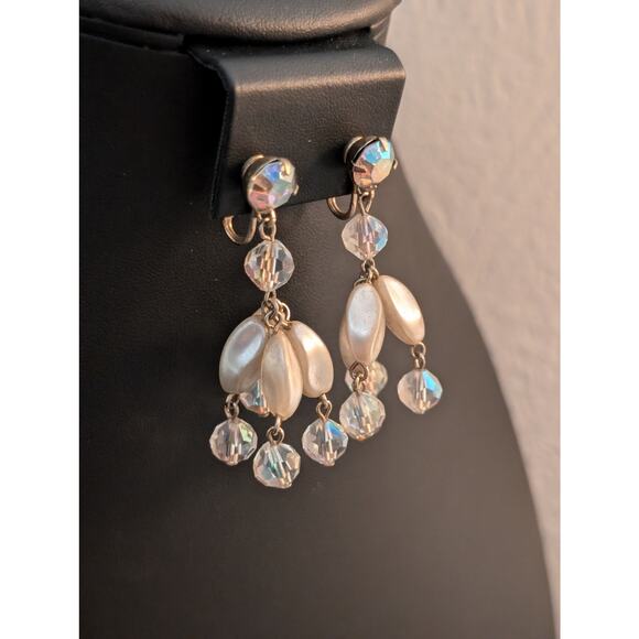 Vintage Aurora Borealis Crystal Faux Pearl Chandelier Dangle Clip On Earrings - Picture 3 of 5